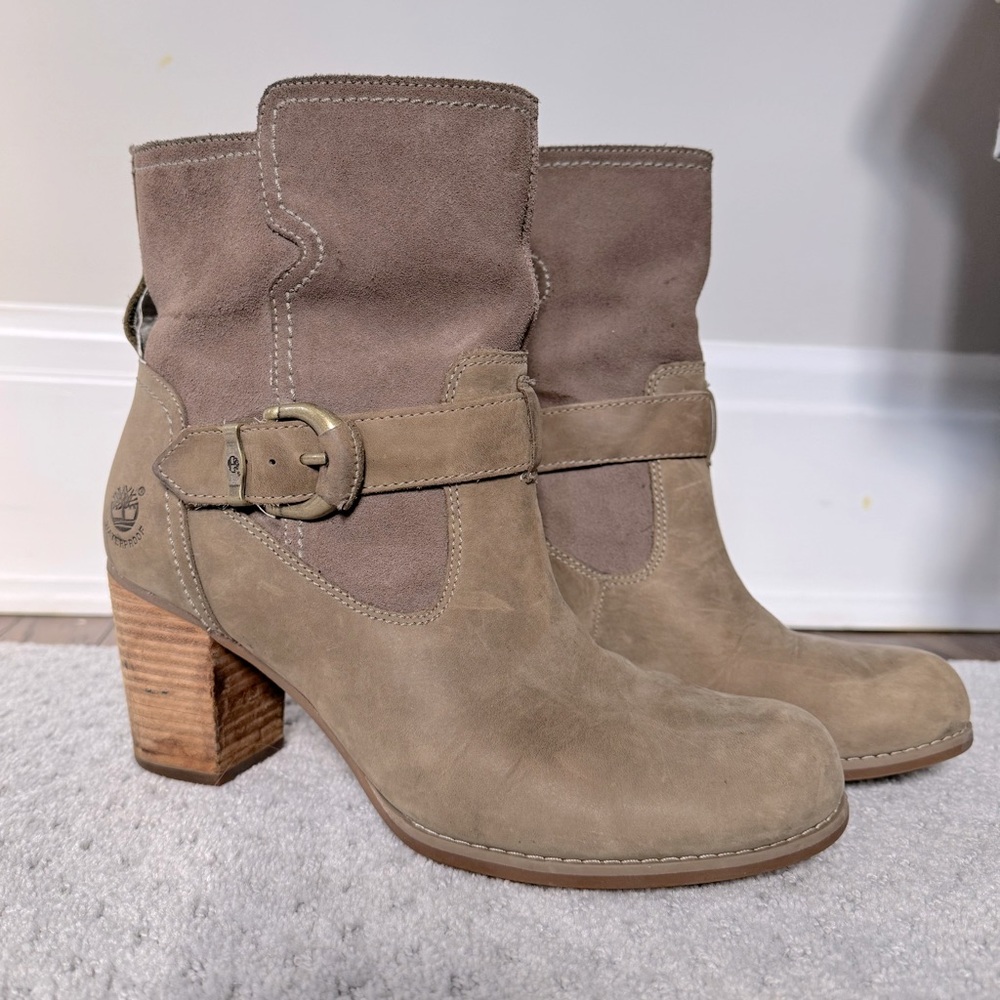 Timberland ankle booties / waterproof / leather / size 8.5